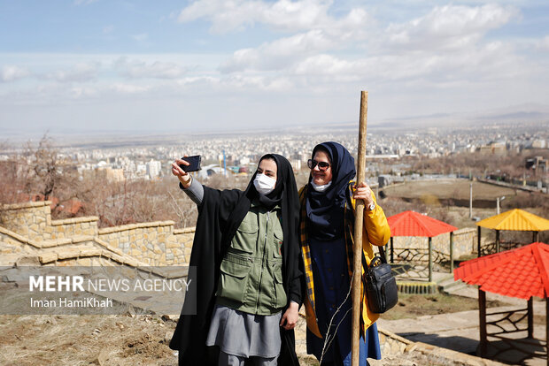 مراسم روز درختکاری در همدان