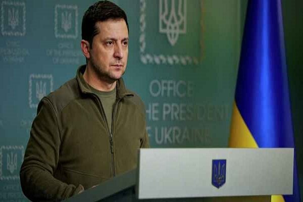 Zelensky: Kırım ve Donbass'ı tartışabiliriz