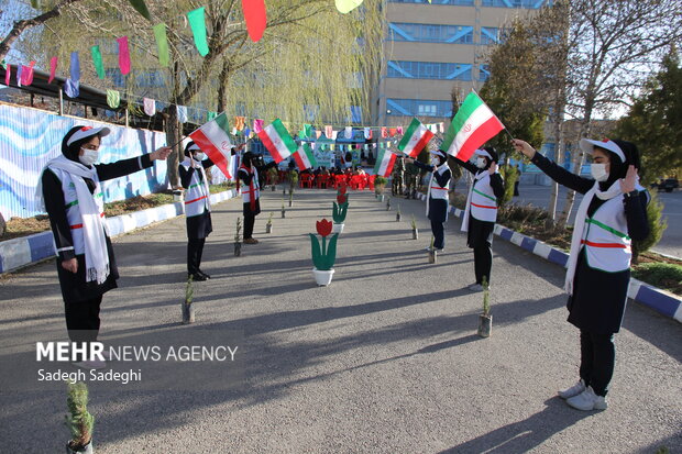 زنگ استکبارستیزی صبح چهارشنبه در مدارس استان تهران نواخته می شود