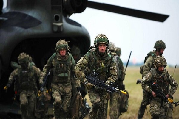 فرمانده ارتش: رفتن داوطلبانه انگلیسی ها به اوکراین غیرقانونی است