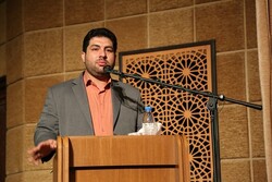 کتاب «جونقان-کردستان یک نفر» در چهارمحال و بختیاری رونمایی شد