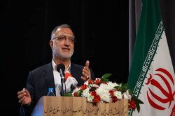 شهردار تهران امشب مهمان «صف اول» خواهد بود