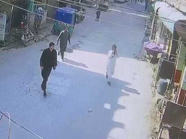 پشاور میں شیعہ جامع مسجد پر خودکش حملہ آور اور اس کے سہولت کار کی تفصیلات 