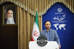 دولت آمریکا با ممانعت از ورود یک خواننده ایرانی در هر شرایطی با «مردم» ایران دشمنی می‌کند