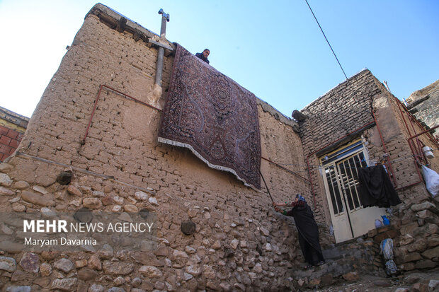 خانه تکانی در روستای اسفیدان