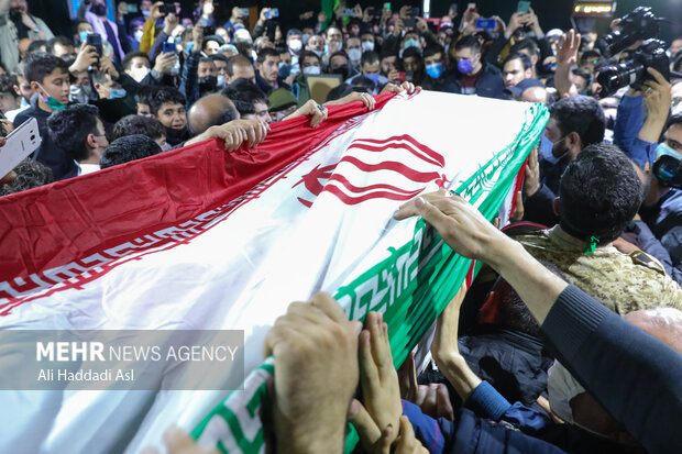 Funeral for two holy shrine defenders martyred in Syria
