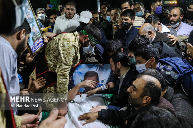 Funeral for two holy shrine defenders martyred in Syria
