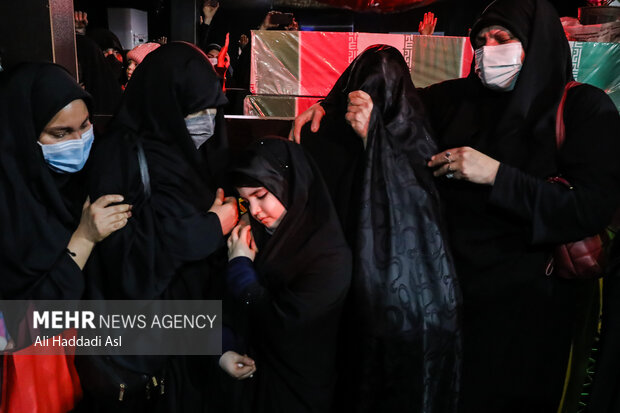 Funeral for two holy shrine defenders martyred in Syria
