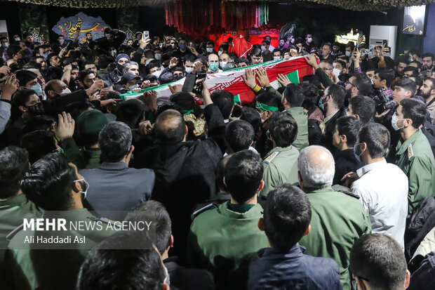 Funeral for two holy shrine defenders martyred in Syria
