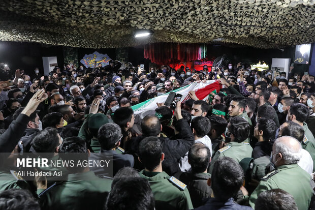 Funeral for two holy shrine defenders martyred in Syria
