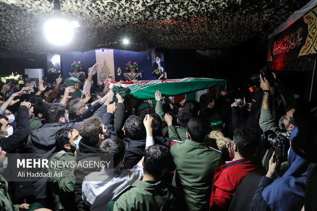 Funeral for two holy shrine defenders martyred in Syria
