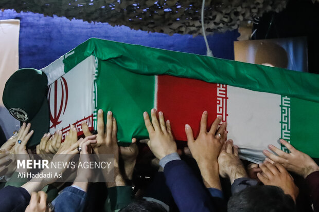 Funeral for two holy shrine defenders martyred in Syria
