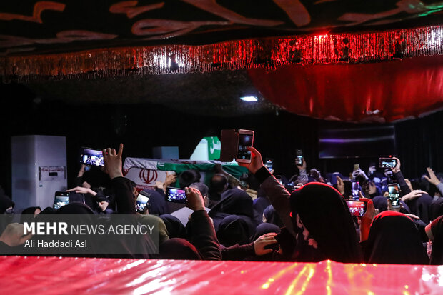 Funeral for two holy shrine defenders martyred in Syria
