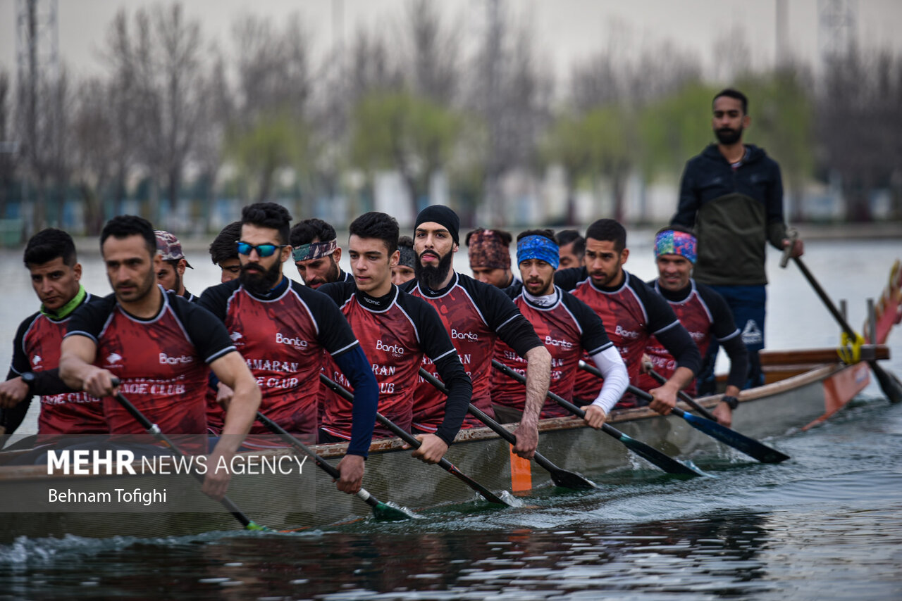 شاهکار مردان ایران با کسب مدال برنز مسافت ۲۰۰ متر جهان