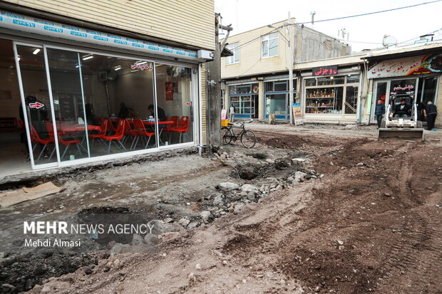 سنگفرش راسته مسگران بازار زنجان در آستانه عیدنوروز