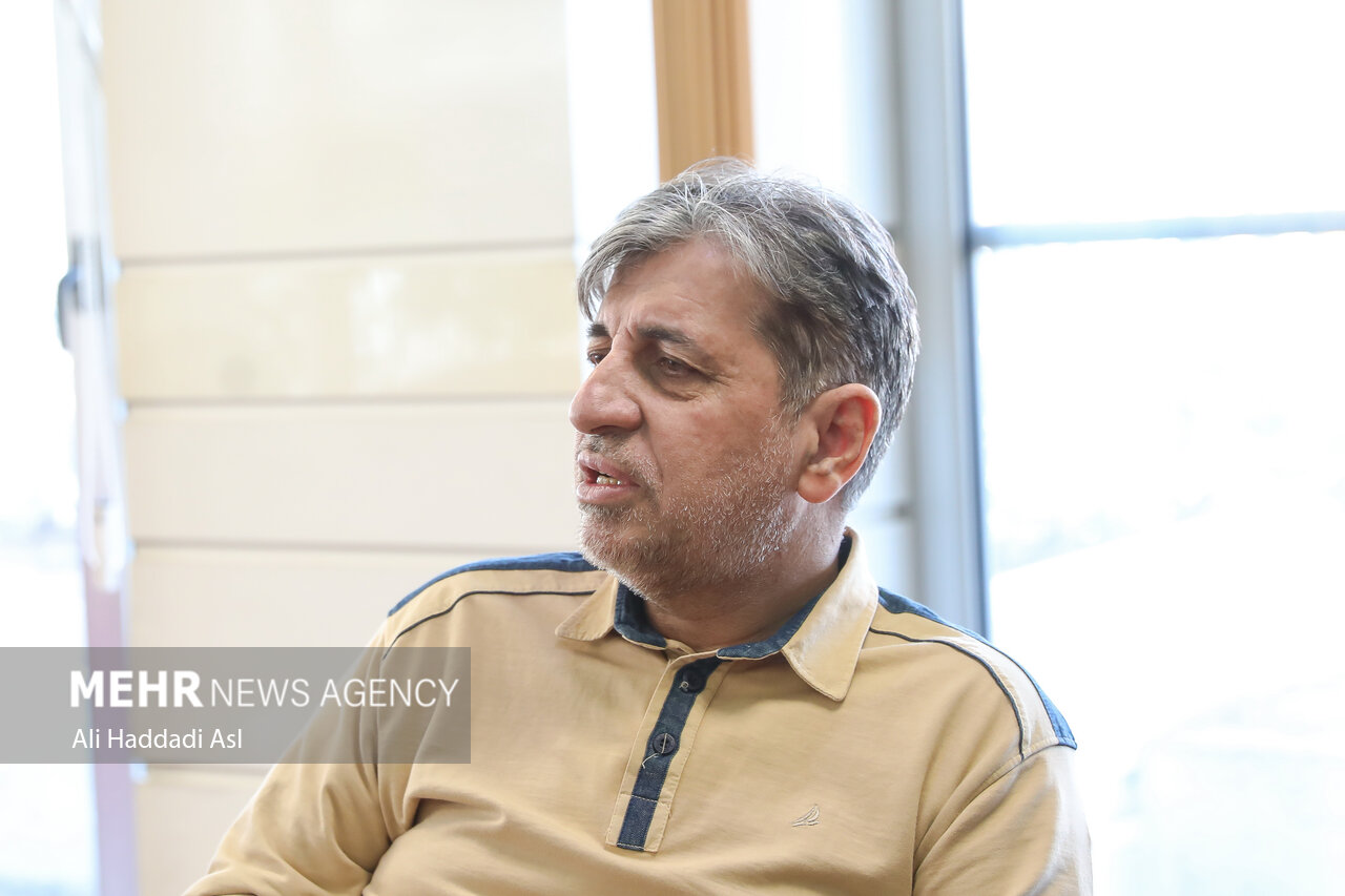 غرب،تقابل،استعمار،عزت،رهبر،نگاه،انقلاب،سياسي،ايران،نجفي