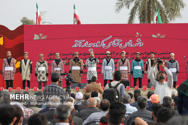 مراسم تقریظ رهبر انقلاب بر کتاب «حوض خون» - خوزستان