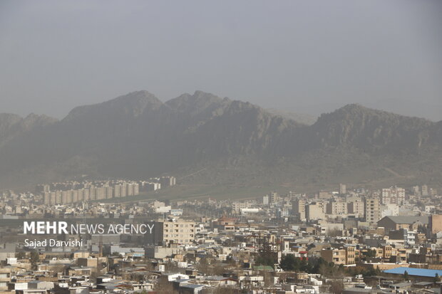 آسمان غبار آلود لرستان