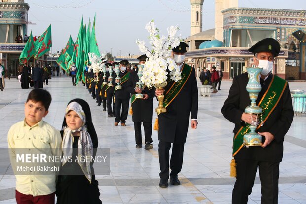 آیین تعویض پرچم مسجد مقدس جمکران در آستانه نیمه شعبان