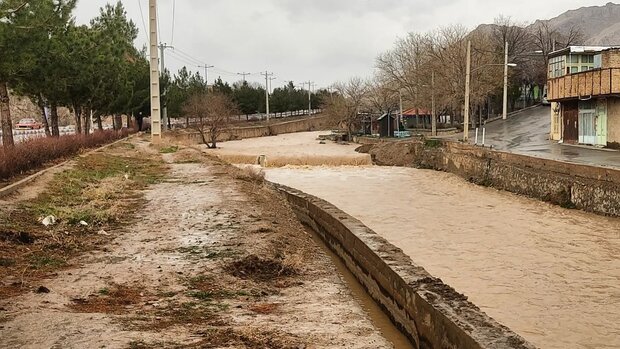 بخشی از پل موقت بیلی بر روی رودخانه جگین تخریب شد