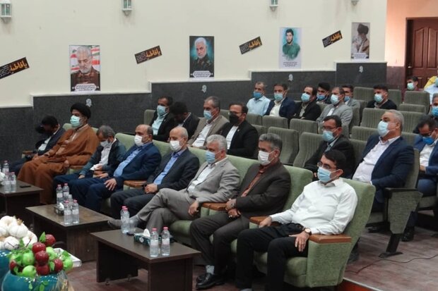 همایش تقدیر از شهرداران ادوار شهر خورموج برگزار شد