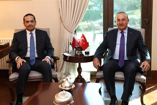 وزرای خارجه قطر و ترکیه با یکدیگر رایزنی کردند