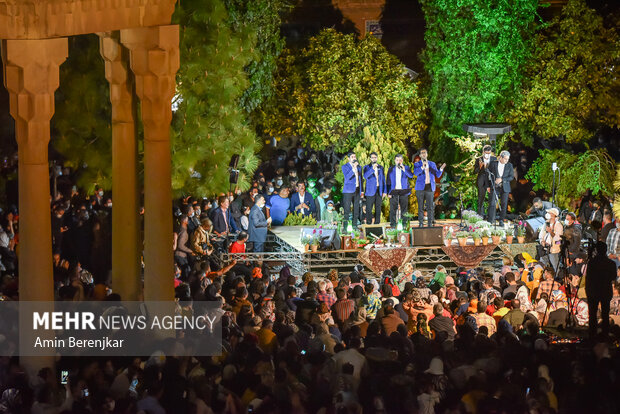 Iranians celebrate New Year in Hāfezieh