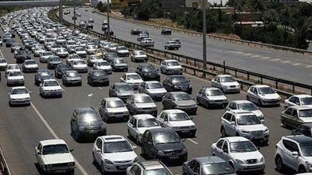 ترافیک در محور مشهد-تهران سنگین است/ تردد روان در جاده‌ها