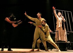 المسرح الإيراني يشارك في مهرجان جندوبة التونسي بمسرحية "عندما تنتهي تسقط"