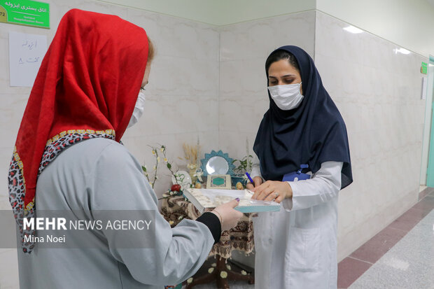 لحظخ تحویل سال در بیمارستان کودکان تبریز