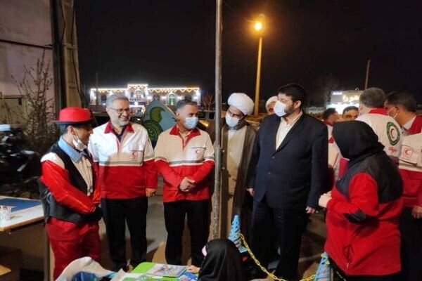 رئیس جمعیت هلال احمر از پست نوروزی جوانان در ملارد بازدید کرد
