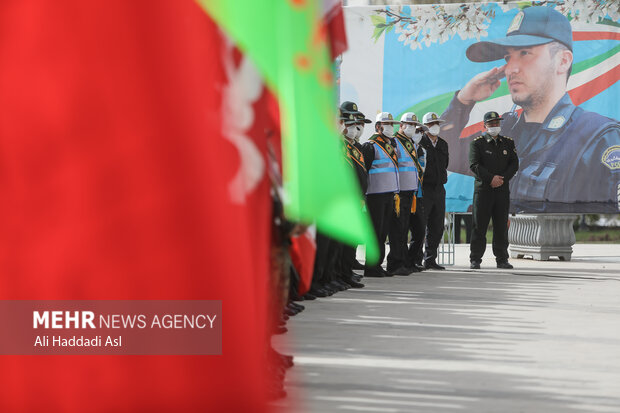 رزمایش اقتدار نوروزی پلیس تهران صبح روز دوشنبه یکم فروردین ماه در میدان آزادی برگزار شد