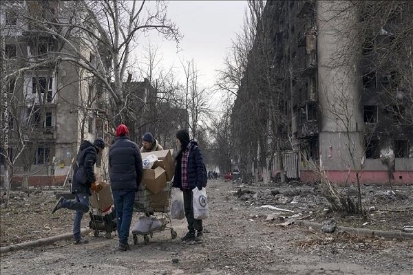 الجيش الروسي يسلم أكثر من 40 طنا من المساعدات الإنسانية إلى منطقة خاركوف