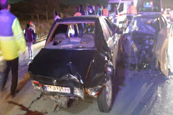 تصادف ۲ خودرو در آزادراه تهران- قم/۲نفر فوت و ۱۱ تن مصدوم شدند
