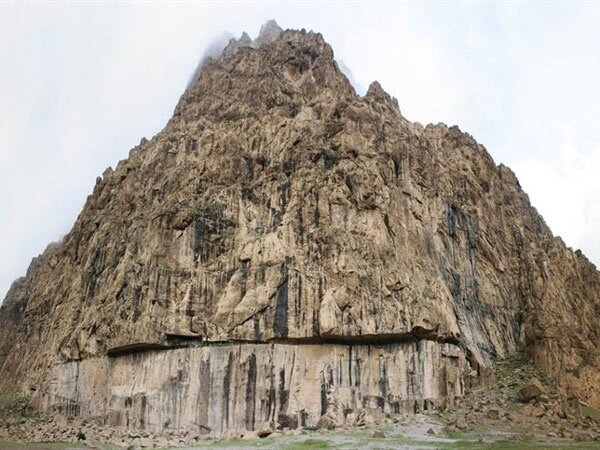 «گنجینه بیستون» نگینی درخشان در آثار تاریخی کرمانشاه