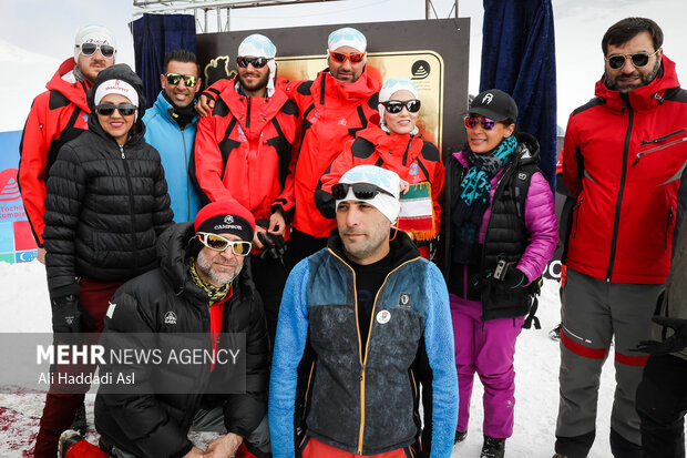 نخستین صعود دوستی بانوان کوهنورد کشورهای عضو اکو بعد از ظهر روزچهارشنبه سوم فروردین در پیست اسکی توچال برگزار شد