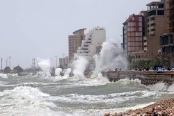 تداوم وزش باد شدید در مناطق دریایی هرمزگان