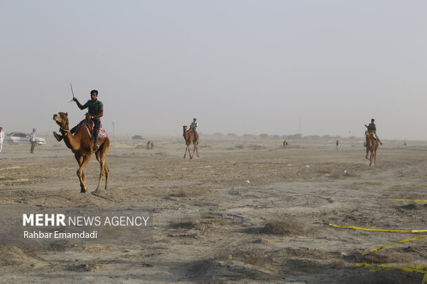 مسابقه شتر سواری در روستای گروک شهرستان جاسک