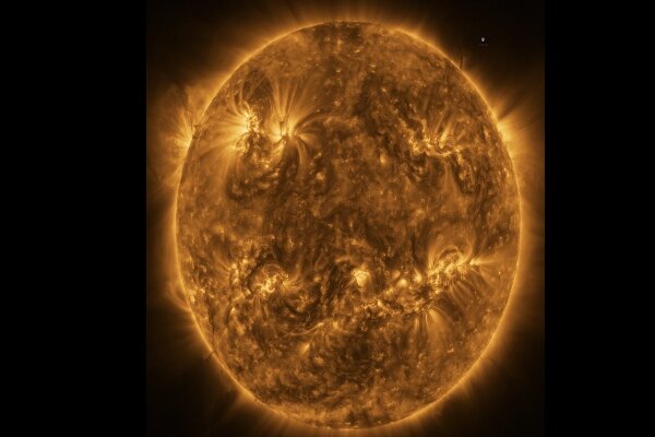 کاوشگر «سولار اربیتر» تصویر دقیقی از خورشید ثبت کرد