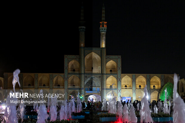 Historic sites in Yazd go dark to mark Earth Hour