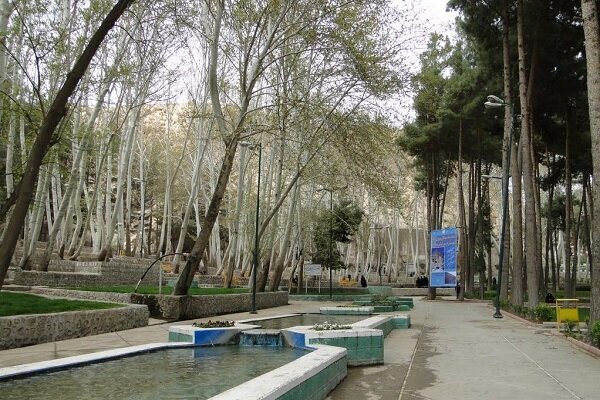 گردشگری در سراب تاریخی و کوچه باغ‌های زیبای هرسین