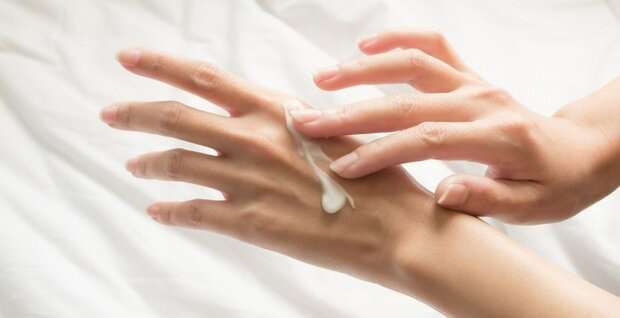 ۵ نکته برای داشتن یک روتین مراقبت مؤثر از پوست دست