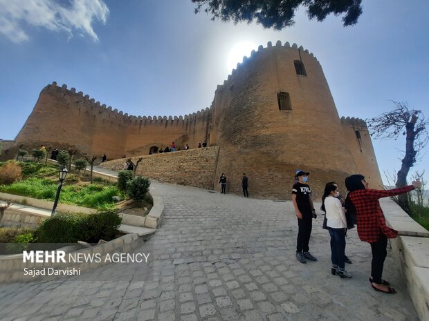 Shapur Khast (Falakol Aflak) Castle in Khorramabad