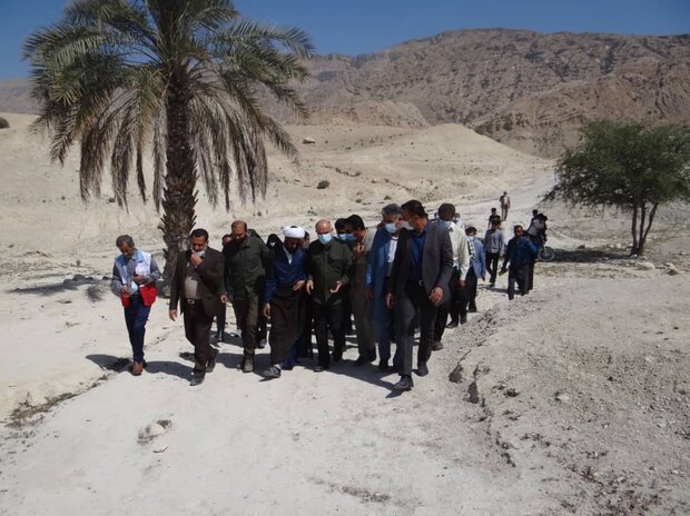 زمینه اشتغال مردم روستای بن بید شهرستان دشتی درمنازل فراهم می‌شود