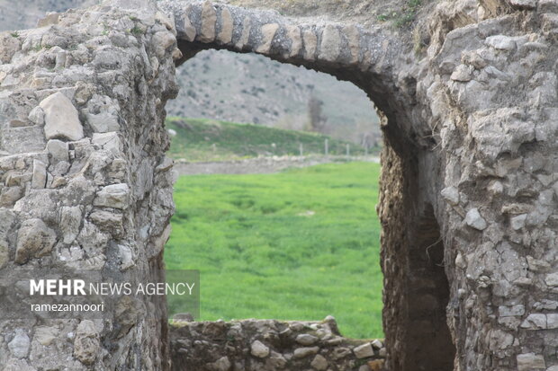 Siagol fire temple in Eyvan County