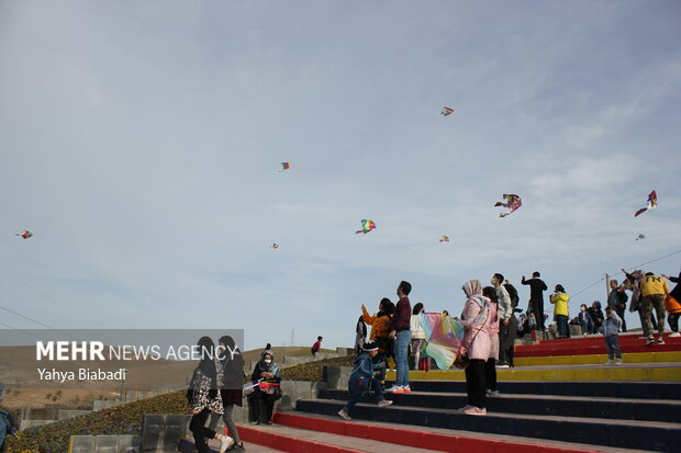 Kite running festival in Kermanshah