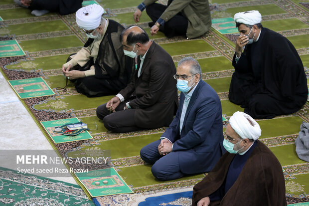 نماز جمعه تهران دوازدهم فروردین 1401 به امامت حجت السلام و المسلمین  محمدجواد حاج علی‌اکبری در دانشگاه تهران اقامه شد