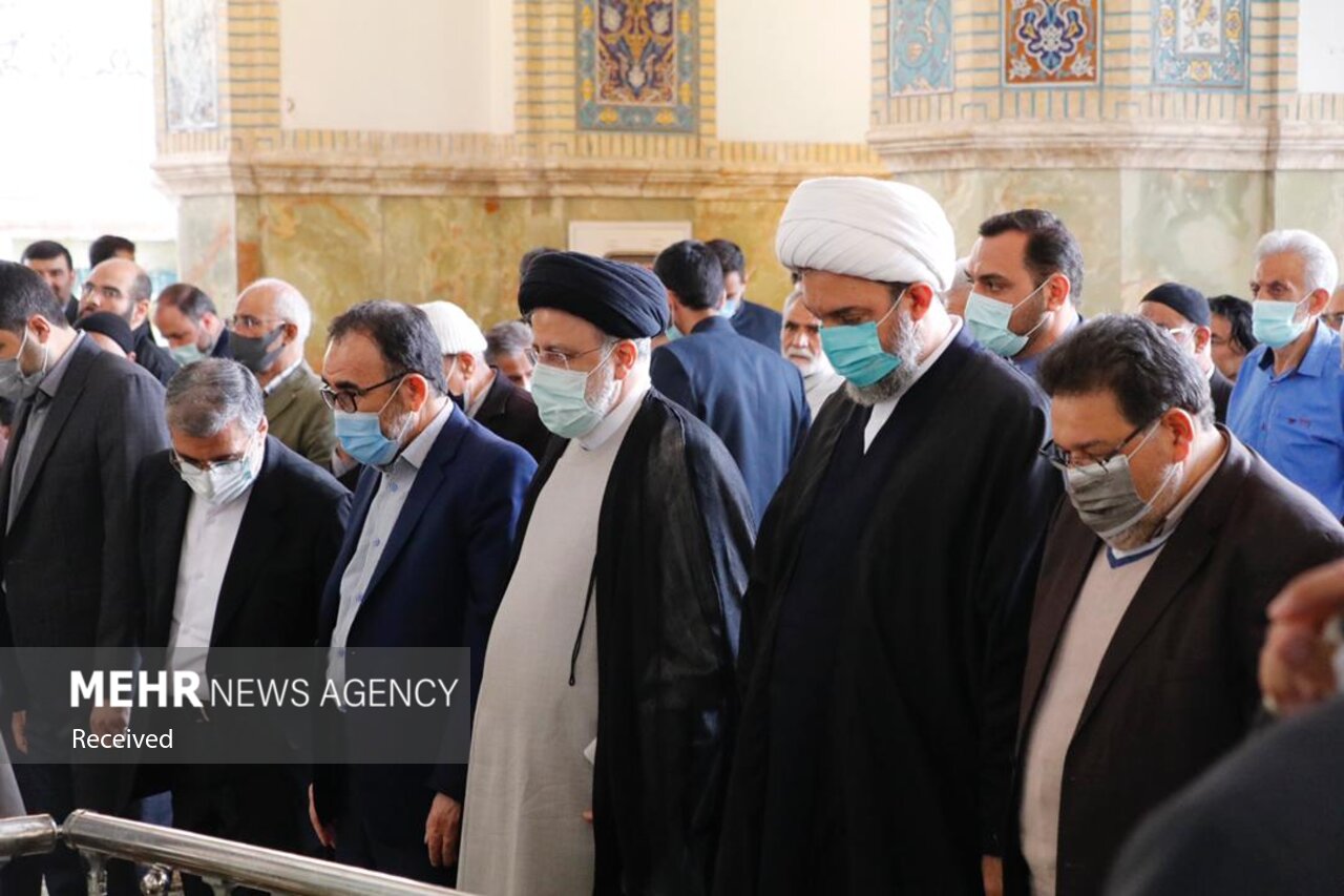 حضور رئیس جمهور در نمازجمعه مشهد مقدس