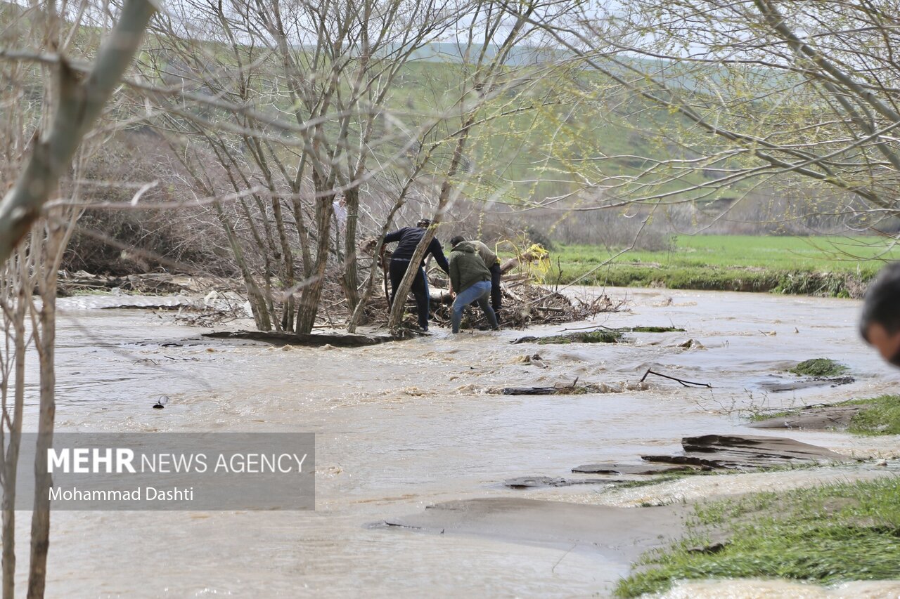 غرق شدن کودک ۵ ساله در رودخانه هراز