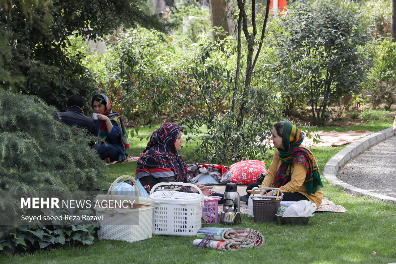 فقدان بوستان «مادر و کودک» در همدان